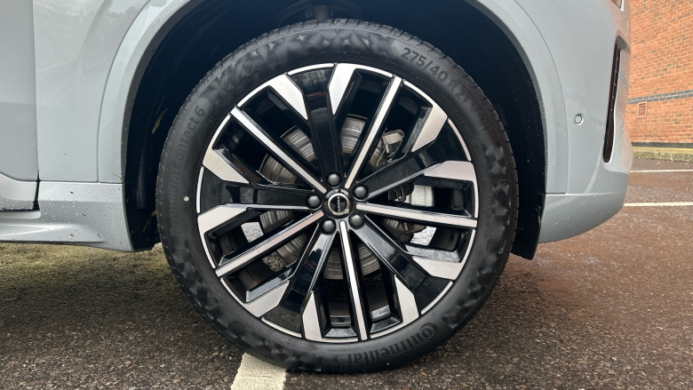 Volvo XC90 2.0 T8 PHEV Ultra Dark 5dr AWD Geartronic Estate